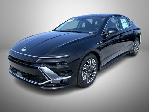 New 2025 Hyundai Sonata SEL image 1