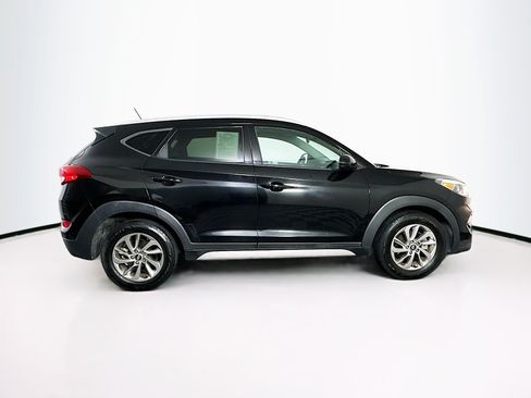 Used 2017 Hyundai Tucson SE w/ SE Popular Package 02 FWD image 10