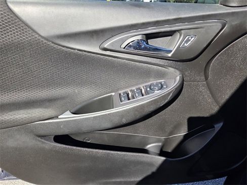 Used 2025 Chevrolet Malibu LT image 28