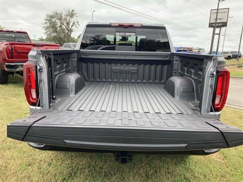 New 2025 GMC Sierra 1500 AT4X image 11