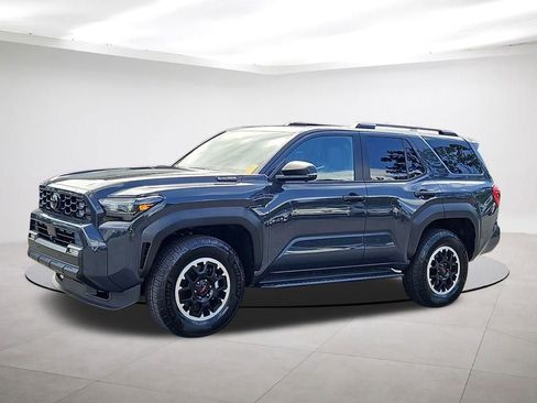 Used 2025 Toyota 4Runner TRD Off-Road Premium image 3