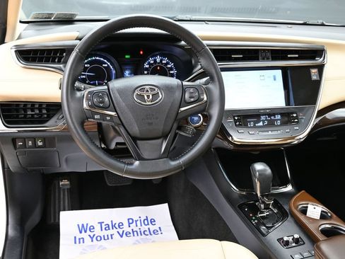 Used 2015 Toyota Avalon XLE Touring FWD image 29
