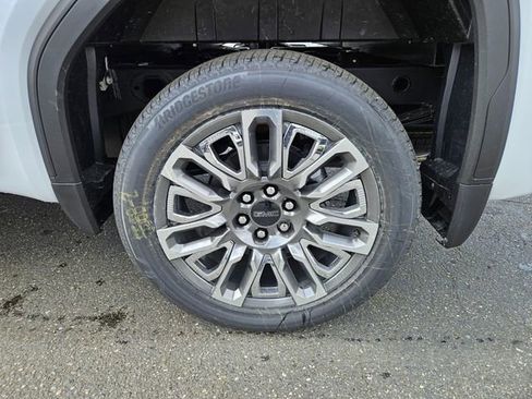 New 2026 GMC Sierra 1500 Denali Ultimate AWD/4WD image 10