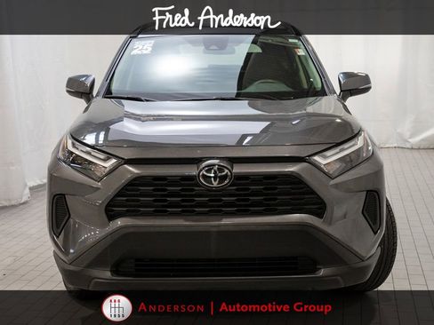 Used 2025 Toyota RAV4 LE AWD/4WD image 2