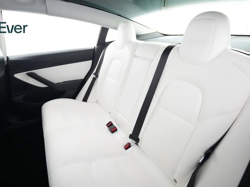Used 2020 Tesla Model 3 Standard Range Plus RWD image 24