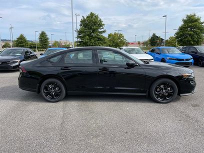 New 2025 Honda Accord SE