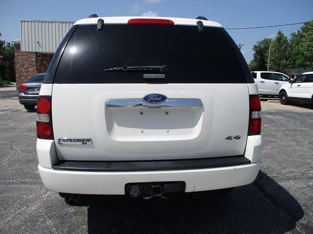 Used 2009 Ford Explorer XLT AWD/4WD image 6
