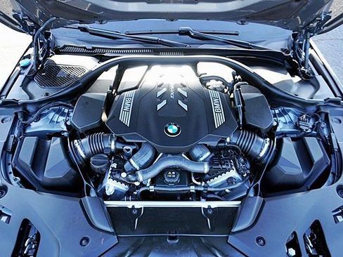 Used 2023 BMW M550i xDrive w/ Shadowloine Package AWD/4WD image 42
