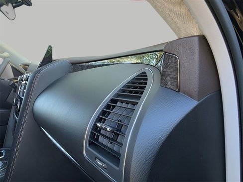 Used 2024 Nissan Armada Platinum w/ Cargo Package image 18