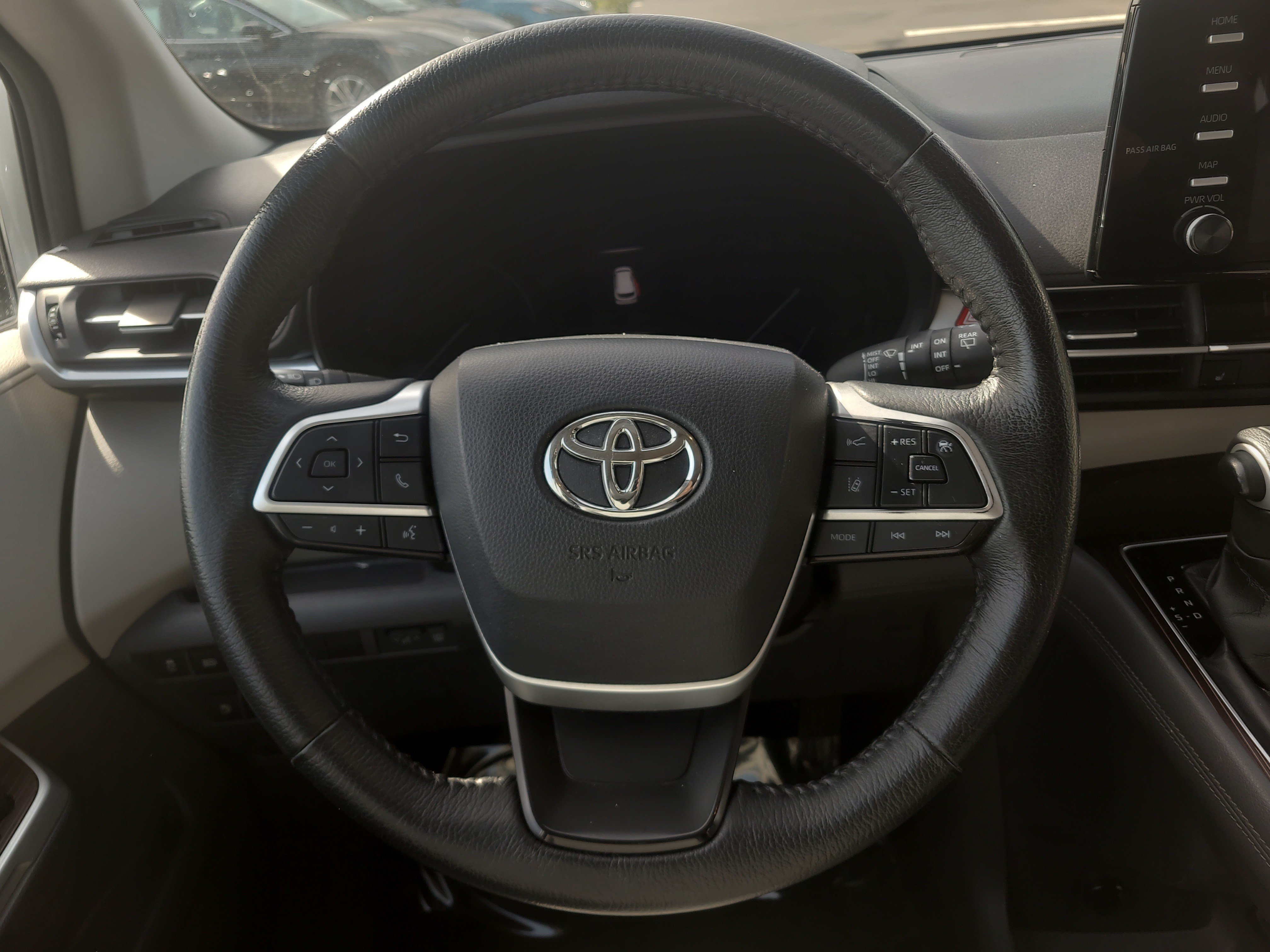 Certified 2021 Toyota Sienna XLE AWD/4WD image 22