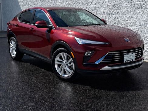 Used 2025 Buick Envista Preferred image 1