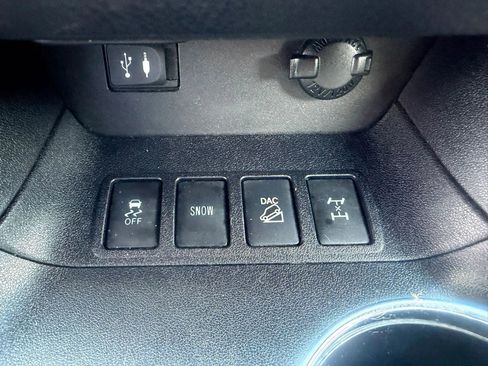 Used 2015 Toyota Highlander XLE AWD/4WD image 20