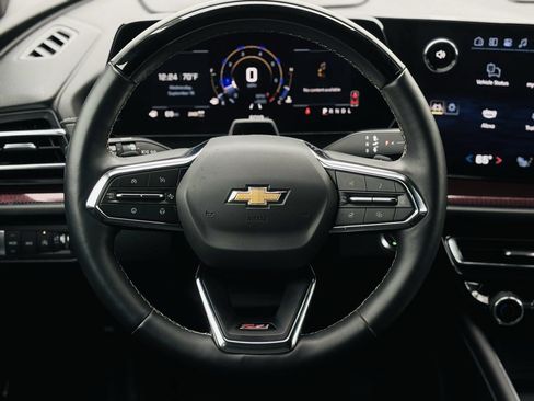 Used 2025 Chevrolet Traverse Z71 w/ Enhanced Driving Package AWD/4WD image 51