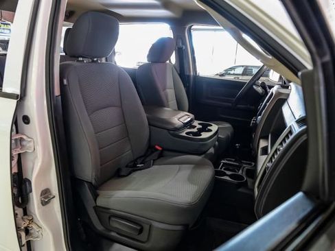 Used 2014 RAM 2500 Tradesman w/ Chrome Appearance Group image 31