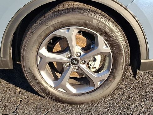 Used 2025 Ford Escape ST-Line w/ Tech Pack #1 image 8