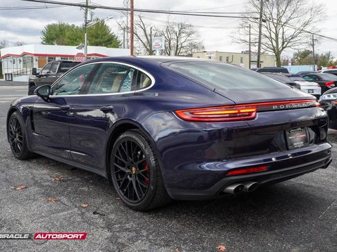 Used 2017 Porsche Panamera 4S image 5