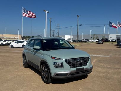 Used 2025 Hyundai Venue SEL