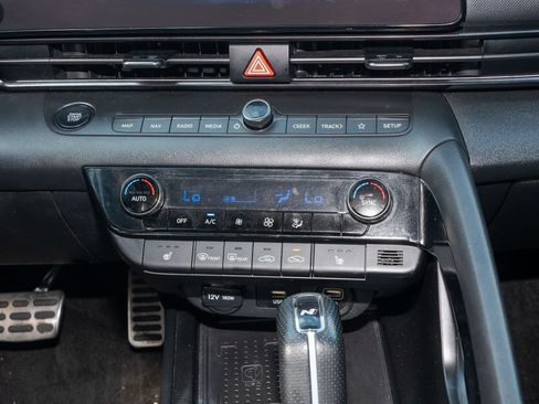 Used 2022 Hyundai Elantra N Base image 21
