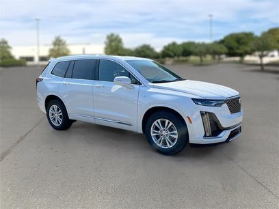 New 2025 Cadillac XT6 Luxury w/ LPO, Floor Liner Package