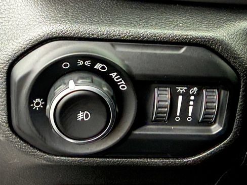 Used 2021 Jeep Wrangler Unlimited Sport w/ Sun And Sound Package AWD/4WD image 25