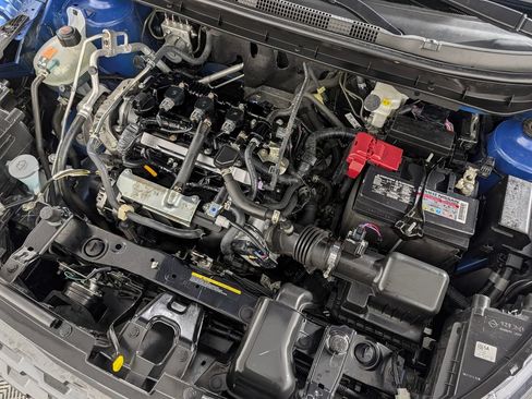 Used 2024 Nissan Kicks SV FWD image 7