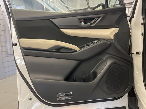 Used 2019 Subaru Ascent Premium w/ Popular Package #3 image 9