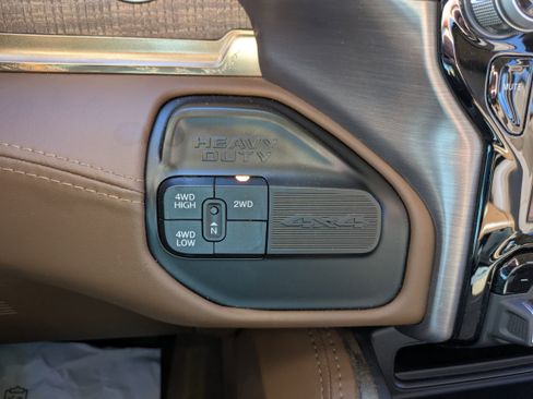 Used 2021 RAM 2500 Limited image 20