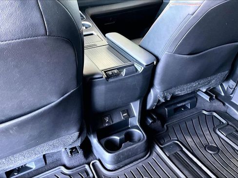 Used 2021 Toyota Sienna XSE w/ XSE Plus Package FWD image 13