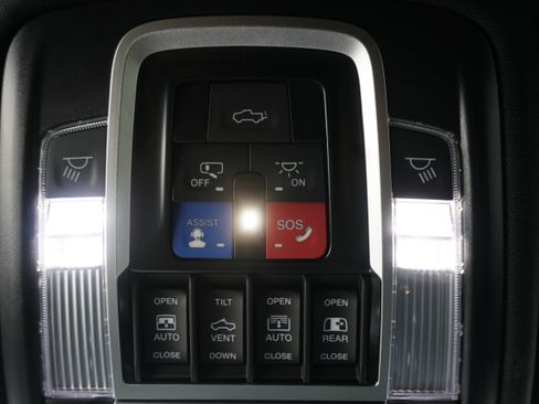 Used 2023 RAM 1500 Limited AWD/4WD image 33