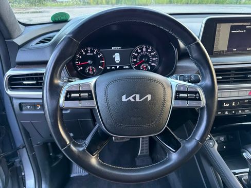 Certified 2022 Kia Telluride SX w/ SX Prestige Package AWD/4WD image 16