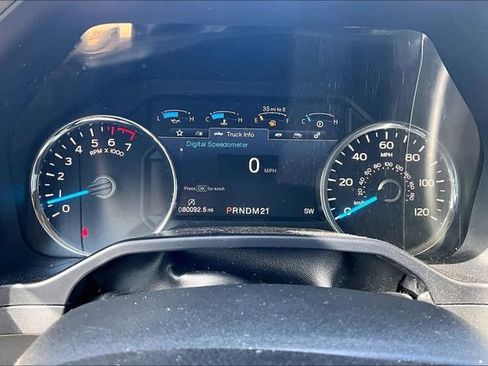 Used 2015 Ford F150 Lariat w/ Equipment Group 501A Mid RWD image 20