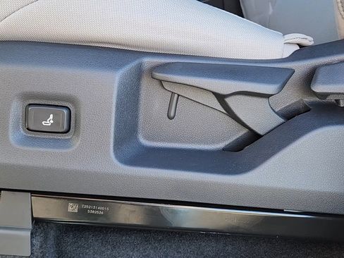 New 2025 Toyota Tacoma SR5 image 8