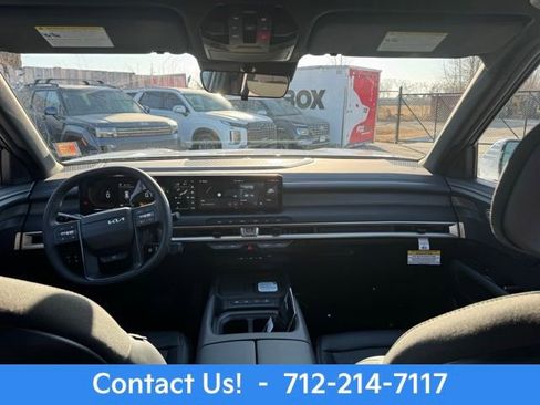 New 2027 Kia Telluride S image 13