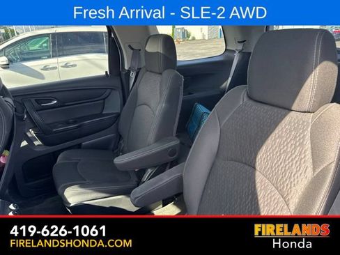 Used 2015 GMC Acadia SLE AWD/4WD image 29