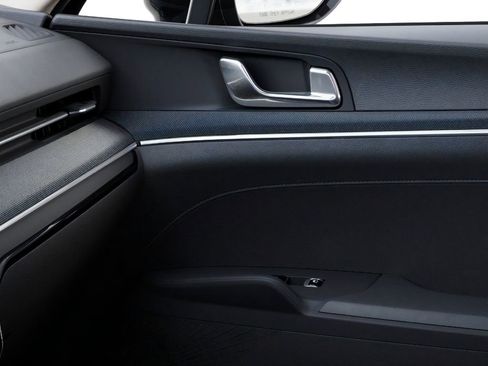 New 2026 Kia K5 LXS FWD image 25