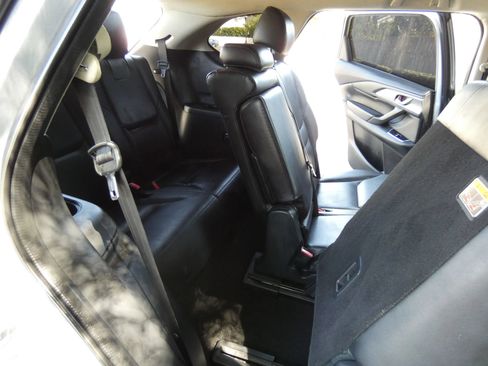 Used 2019 MAZDA CX-9 Touring image 24