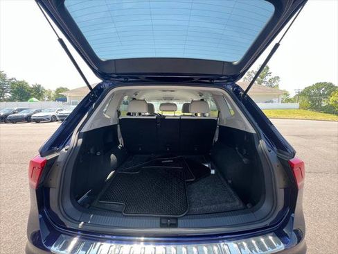 Certified 2023 Volkswagen Tiguan SE AWD/4WD image 12