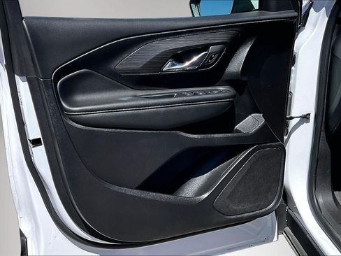 Certified 2024 GMC Terrain SLE FWD image 20