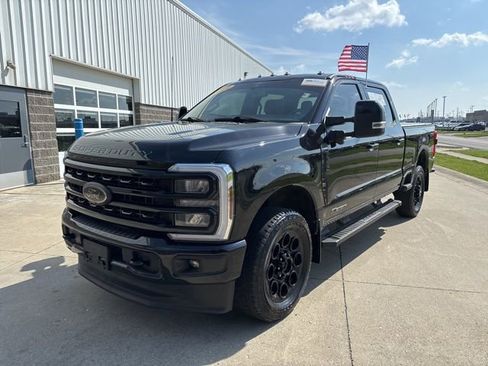 Certified 2024 Ford F350 Lariat w/ Black Appearance Package image 3