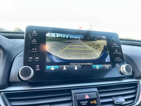 Certified 2022 Honda Accord Touring image 26