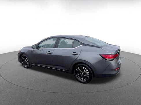 Used 2025 Nissan Sentra SV image 10