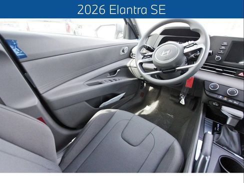 Certified 2026 Hyundai Elantra SE FWD image 8