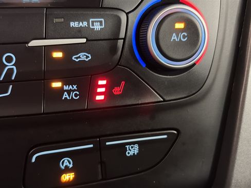 Used 2019 Ford Escape SEL AWD/4WD image 26