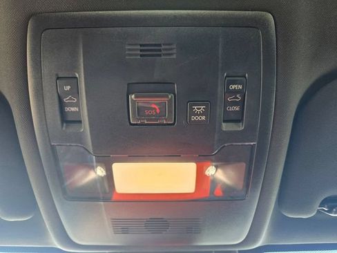 Used 2023 Lexus IS 300 w/ Comfort Package RWD image 8