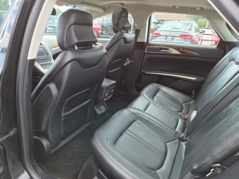 Used 2015 Lincoln MKZ w/ Equipment Group 101A Select FWD image 9