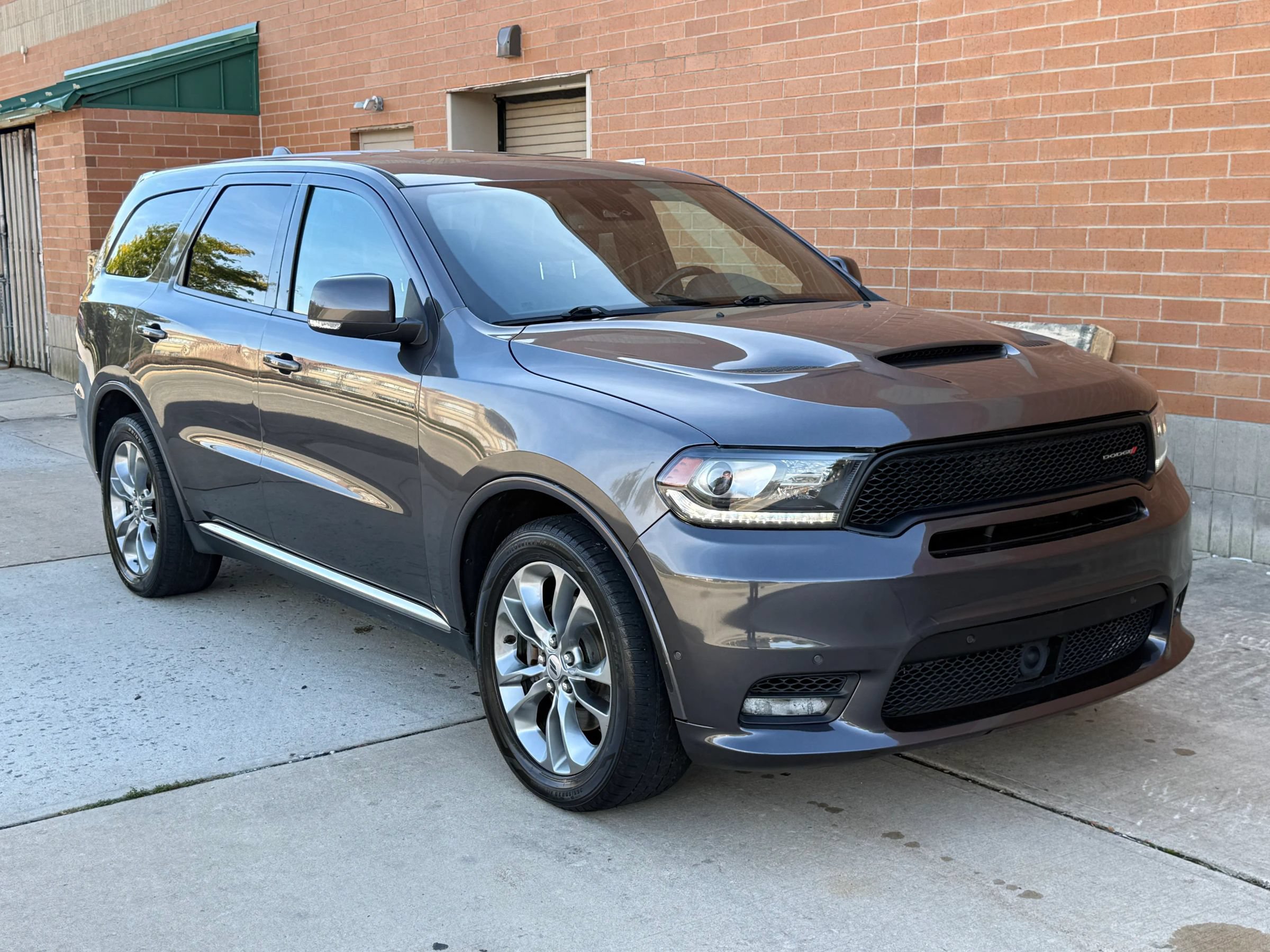 Used 2020 Dodge Durango R/T w/ Technology Group AWD/4WD image 1