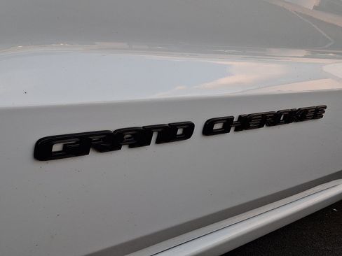 Certified 2020 Jeep Grand Cherokee Altitude image 33