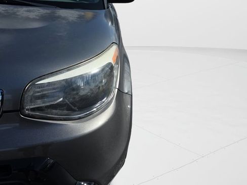 Used 2016 Kia Soul + w/ Primo Package FWD image 26