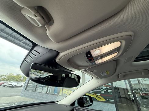 Used 2024 Volvo XC60 B5 Core image 31