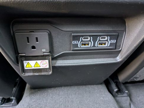 New 2025 Jeep Grand Cherokee Altitude image 30